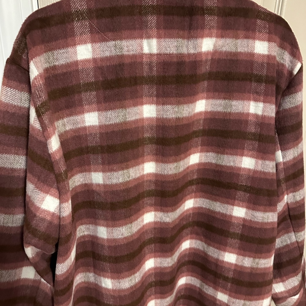 Kenzie Shacket - Picture 2 of 2